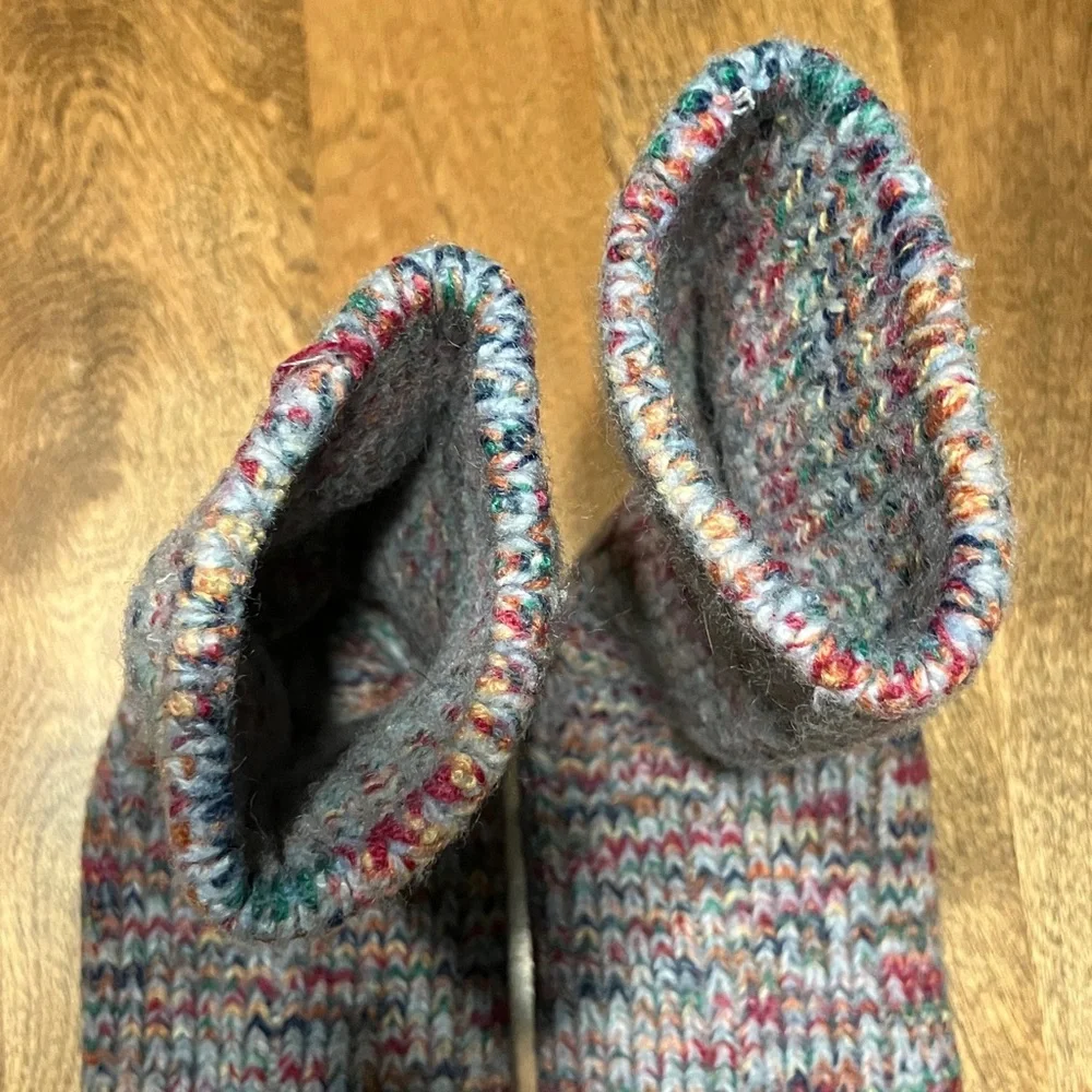 Hand knitted wool blend multicolored socks brand new handmade in Oregon